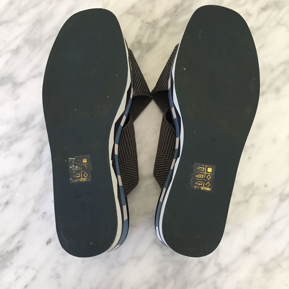 Free People Patterned Geometric Platform Slides - Picture 8 of 8